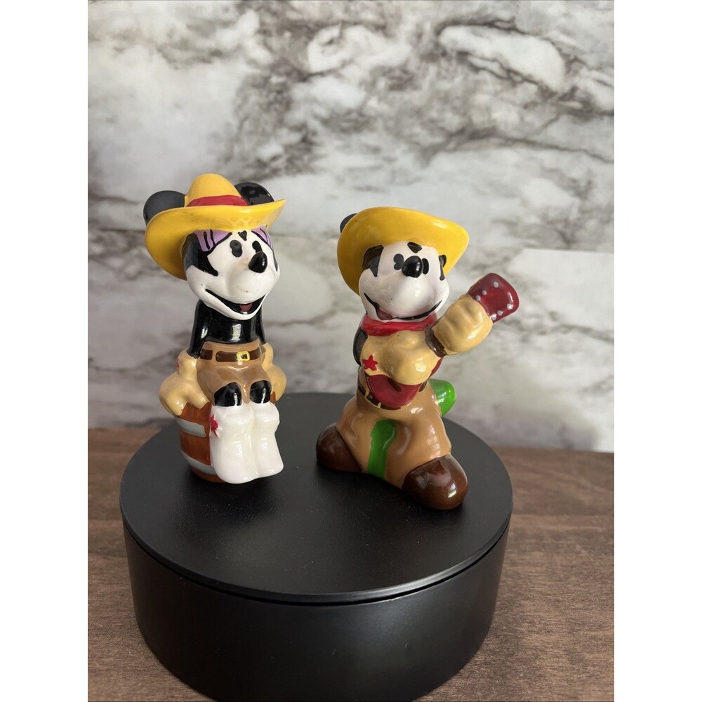 Disney Cowboy Mickey Mouse & Minnie Mouse Salt & Pepper Shakers Set